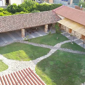 Sa Domu E Crakeras Gasthuis